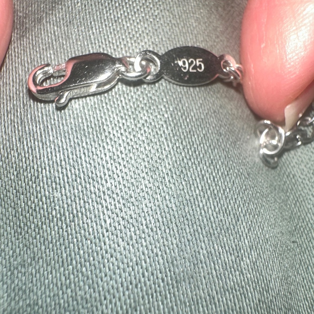 Beautiful Sterling Silver Choker - Picture 4 of 4